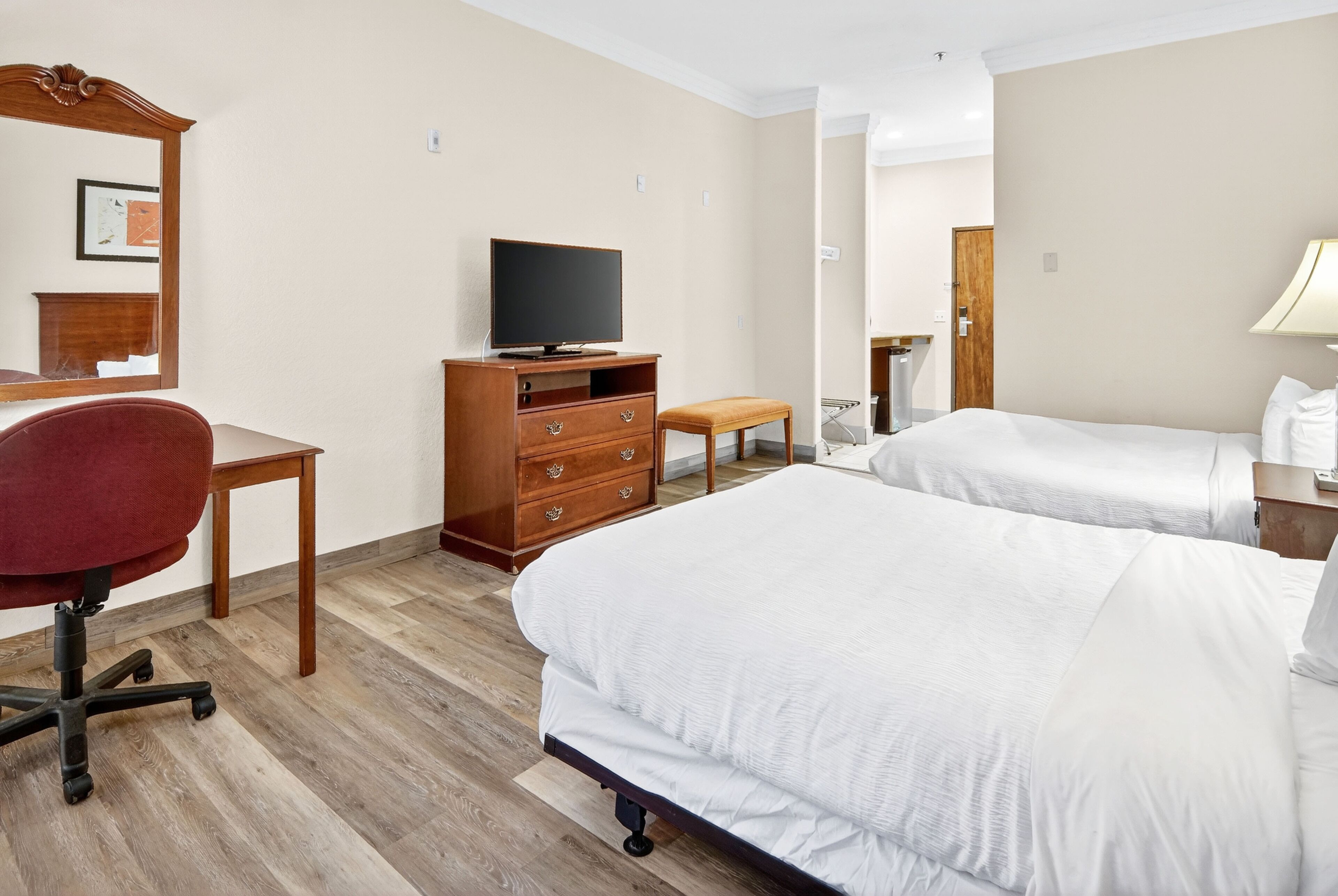 标准房 | 办公桌、笔记本电脑工作区、免费 WiFi、床单