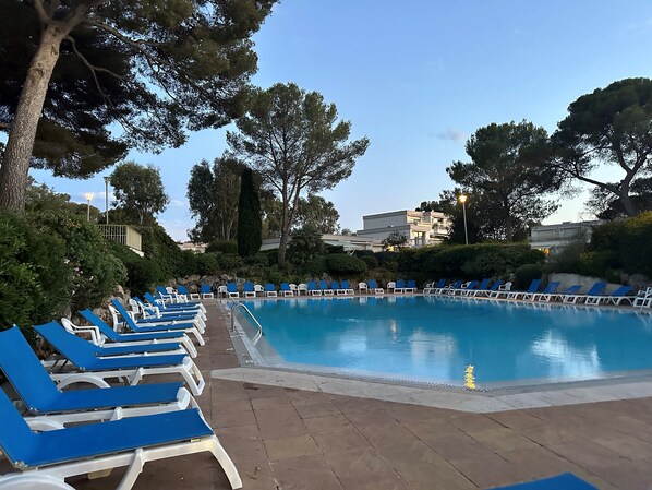 Piscine extérieure