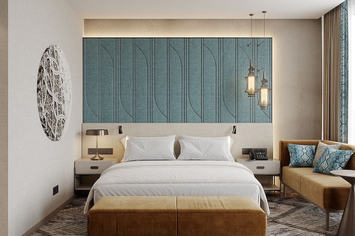 Habitación superior, 1 cama de matrimonio grande | Caja fuerte, cortinas opacas, tabla de planchar con plancha