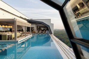 Indoor pool, seasonal outdoor pool - Doubletree By Hilton Tashkent (Tashkent)