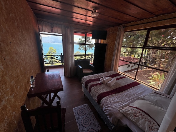 Superior Suite, Balcony, Lake View | In-room safe, free WiFi