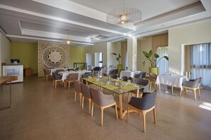 Dining - Les lys Magiques Marrakech 19 Rooms 48 Sleeps (Marrakech)