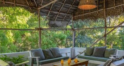 Beatrice Villa on Serenity Beach, 4BHK | PVB