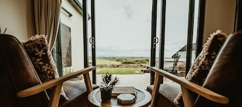 Cosy countryside Chalet with log burner and hot tub.