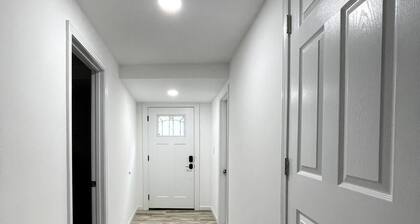 Cozy 2-bedroom Basement in Wonderful Great Falls with WiFi