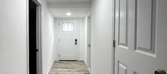 Cozy 2-bedroom Basement in Wonderful Great Falls with WiFi