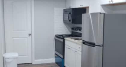 Beautiful & Comfortable Place 2 bed 1 bath with WiFi, AC