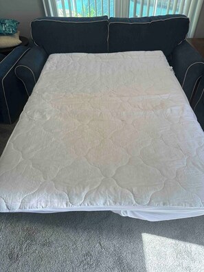 1 bedroom, desk, iron/ironing board, travel cot