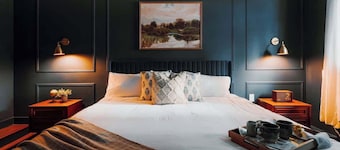 Packwood's Silver Falls Suite