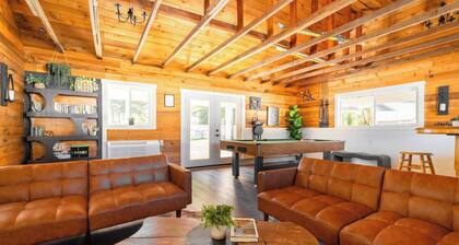 Packwood's Luxury Woodland Suite