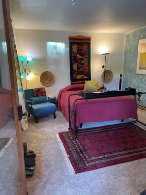 1 bedroom, iron/ironing board, free WiFi, bed sheets