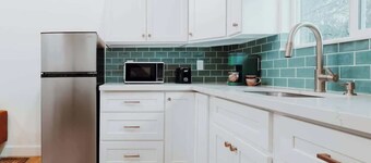 Packwood's Summerland Suite