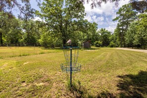 Property grounds - Eagle 1 - Left Side Cabin and NO NEIGHBOR (Mineola)