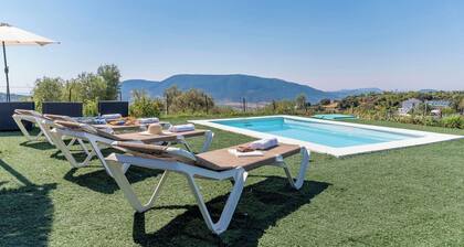 Casa la Viña El Gastor by Ruralidays