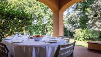 Ristorazione all'aperto