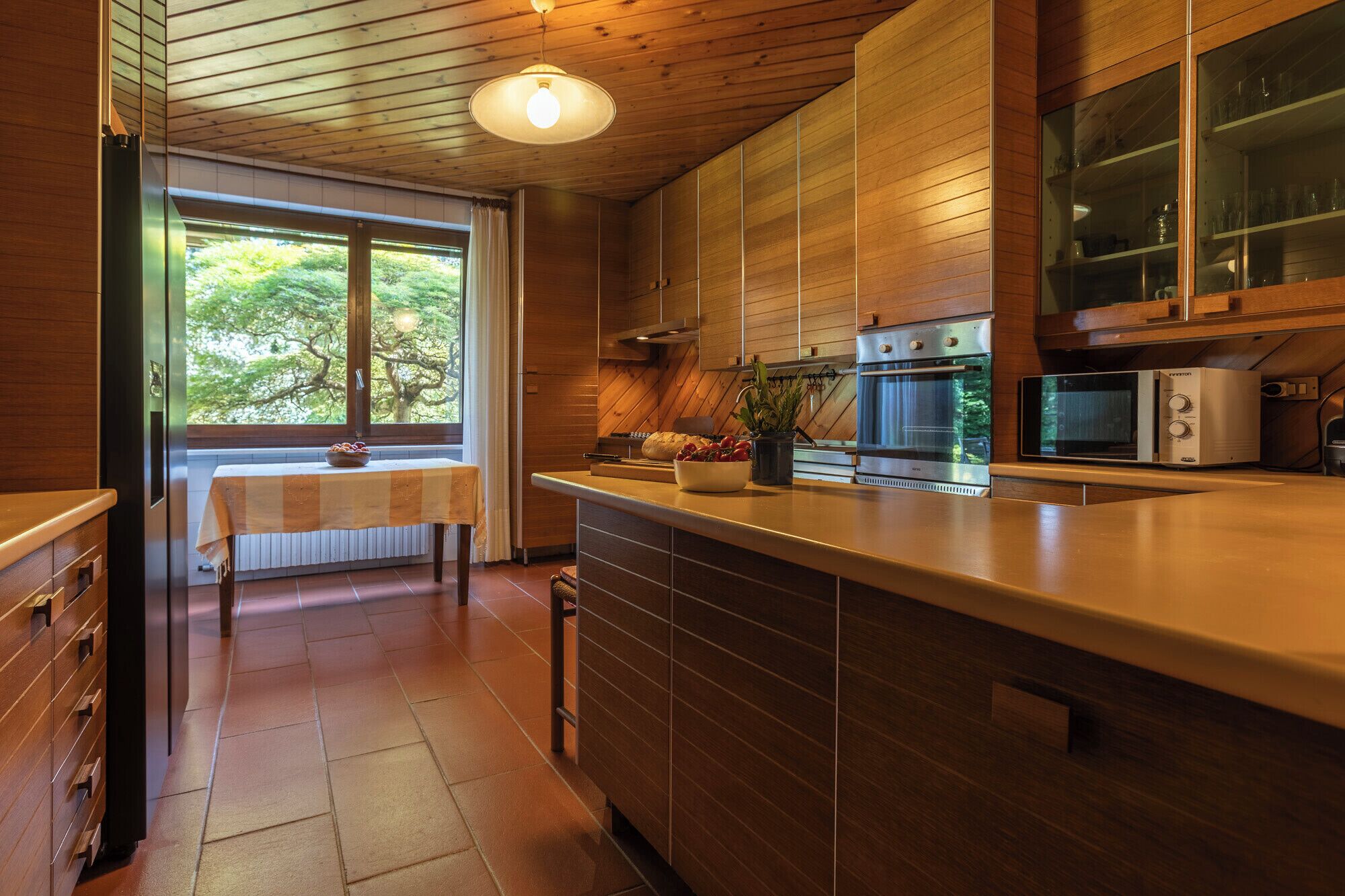 Frigorifero, forno, piano cottura