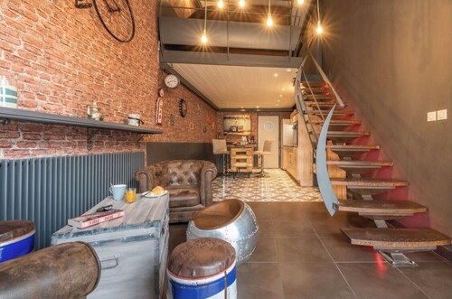 Loft industriel unique en centre ville 130m2, 3 chambres, ideal en famille