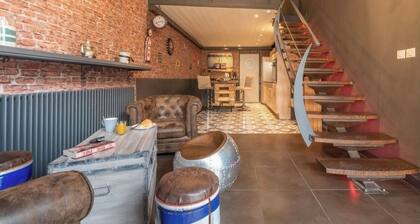 Loft industriel unique en centre ville 130m2, 3 chambres, ideal en famille