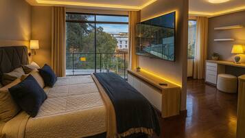 4 bedrooms, desk, iron/ironing board, free WiFi