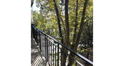 Apartment. 2 bdrm. w / balcony V. Crespo