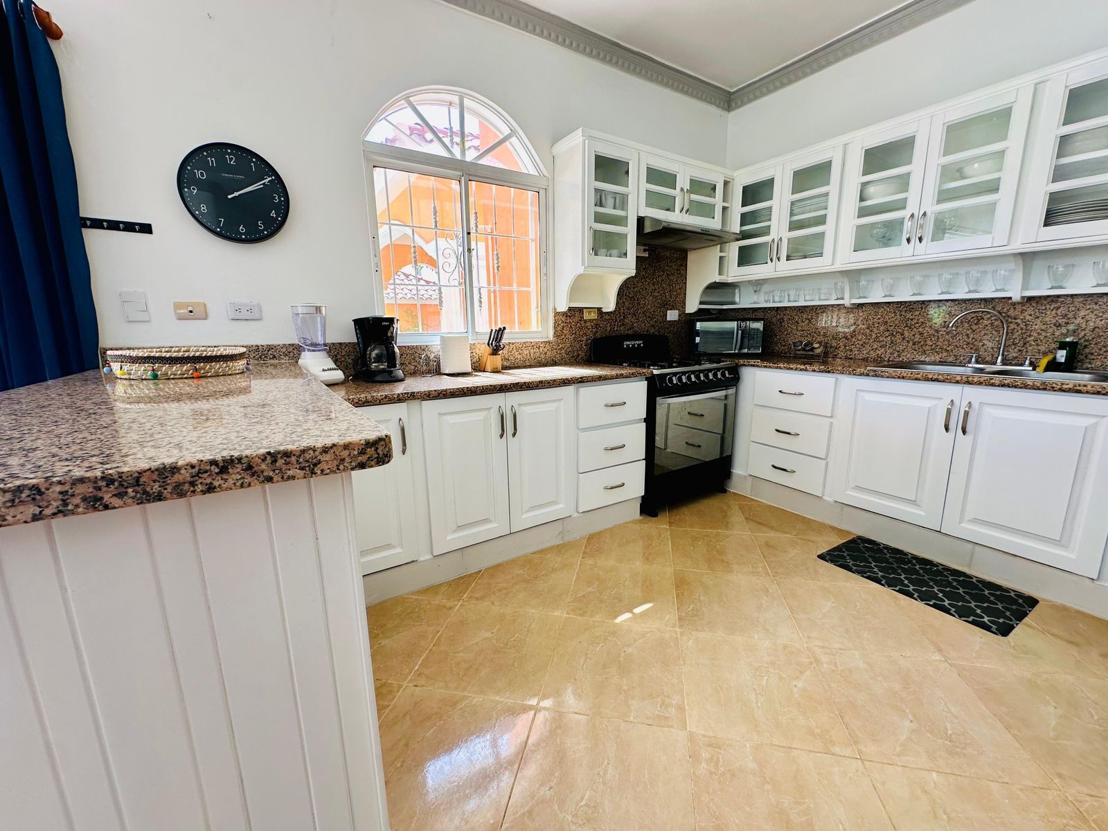 Mikrovågsugn, ugn och spishäll