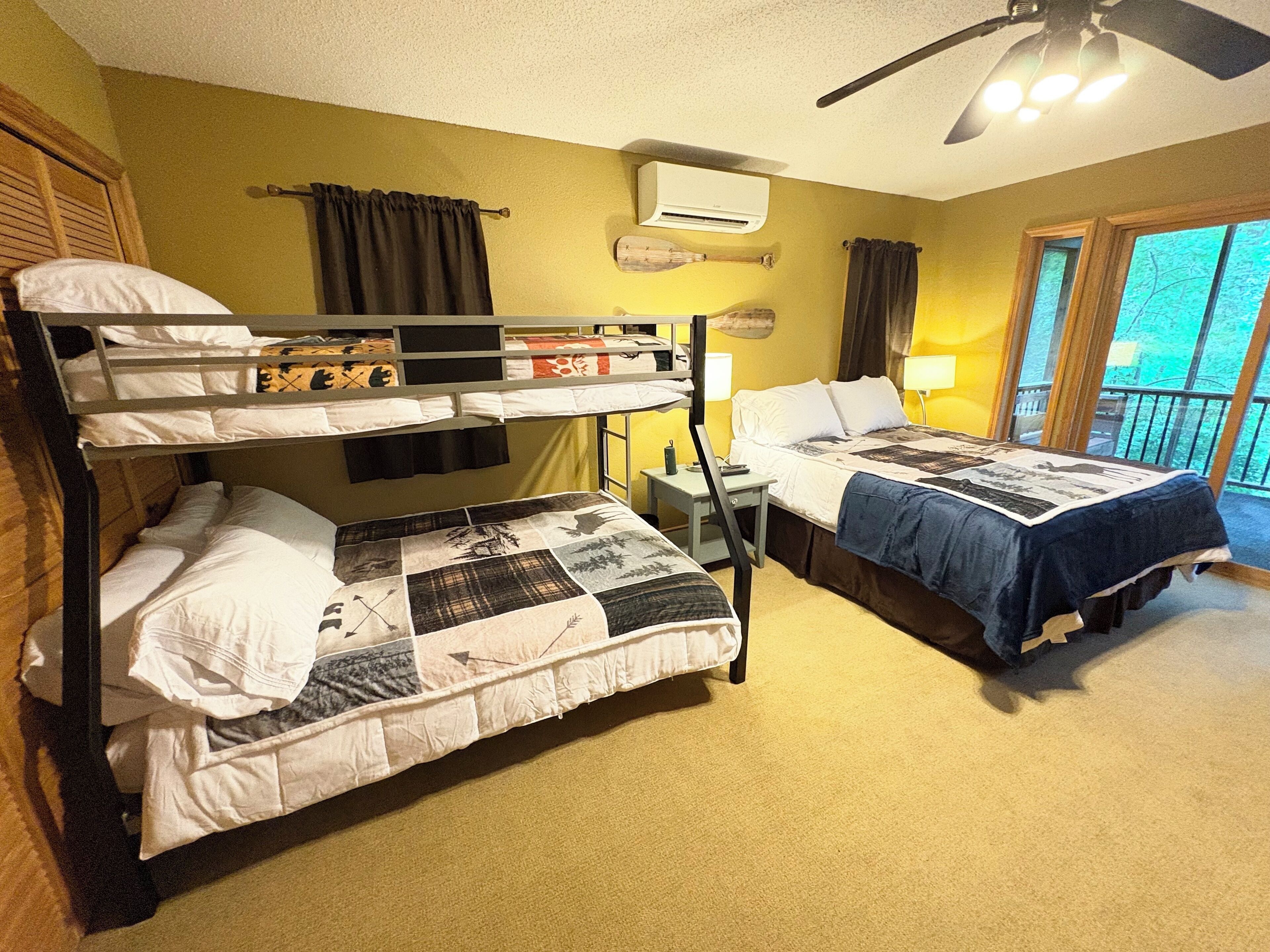 2 habitaciones, tabla de planchar con plancha y wifi gratis 