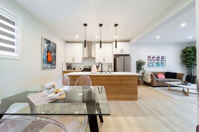 RomanticStylish|FreeWifi|KingBed|WEM|parking