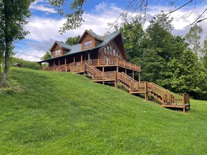 Exterior - Rim Shoals River Cabin - private boat dock, walk-in fishing access sleeps 14 (Mountain Home)