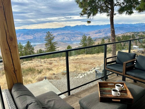 
Spectacular Lake View Private 2 BDR  Mtn Retreat min from Osoyoos & Mt Baldy.