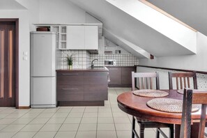 Microwave, oven, dishwasher - Vilnius Old Town Amber Penthouse (self check-in) (Vilnius)