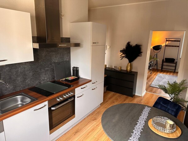 Mikrowelle, Ofen, Herdplatte