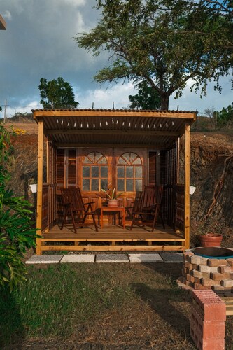 Rustic Casona w. Seaview, Jacuzzi, Fire Pit &amp; AC between Cabo Rojo &amp; Lajas