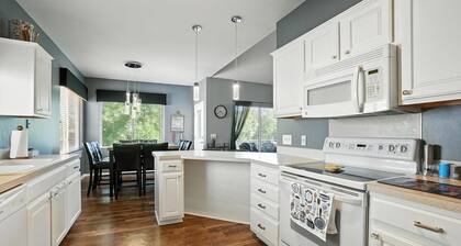 Modern Nest in NW Omaha