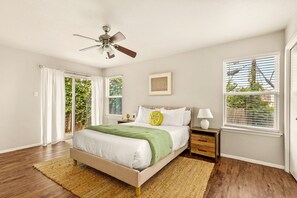 2 Schlafzimmer, Schreibtisch, Bügeleisen/Bügelbrett, kostenloses WLAN