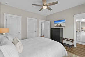 5 bedrooms, WiFi, bed sheets