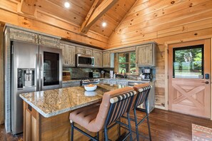 Micro-ondes, four, plaque de cuisson, lave-vaisselle