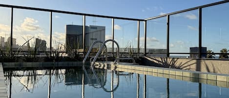 Basic Studio | Pool | Outdoor pool