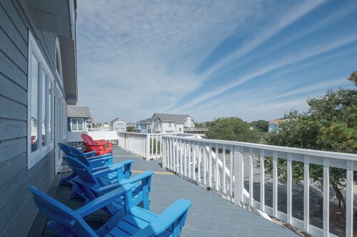 1742 - Sunny Daze, a 5BR home in Corolla, perfect for family getaways