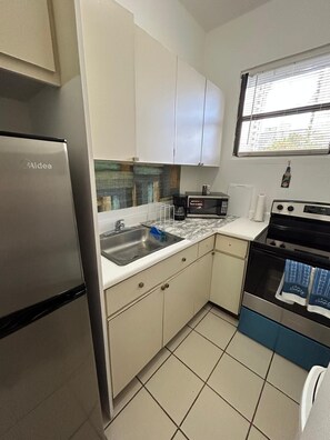 Microwave, oven, stovetop
