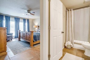 4 Schlafzimmer, Bügeleisen/Bügelbrett, Reisekinderbett, kostenloses WLAN