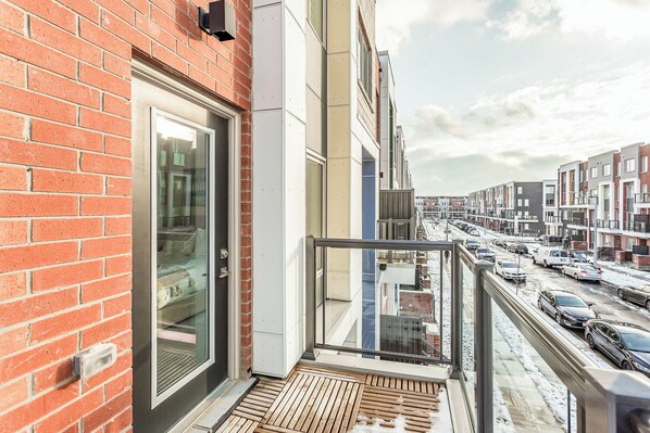 Exterior detail - Toronto Luxury Home away from Home (Toronto)