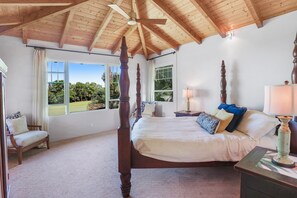 4 bedrooms, desk, iron/ironing board, free WiFi