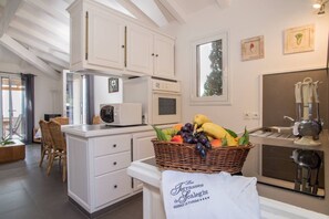 Frigorífic, microones, forn i rentaplats 