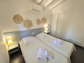 2 bedrooms, iron/ironing board, travel crib, free WiFi