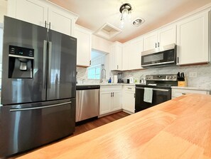 Apartment | 3 bedrooms - 10min to Legoland Pool Billiards King (Winter Haven)