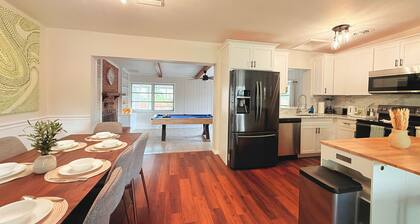 10min to Legoland Pool Billiards King