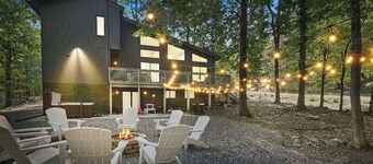 Candlewood Chalet | Hot Tub • Lakes • Pool • Games