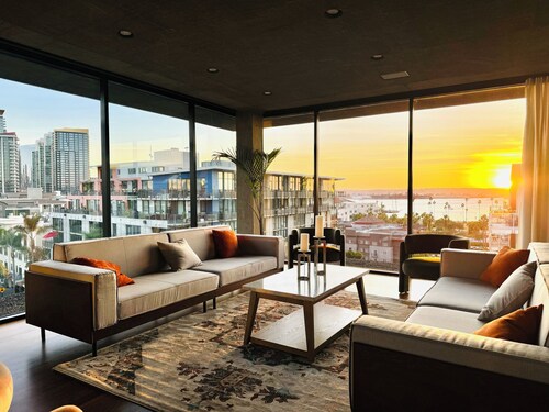 9,000 SQ FT Water-View Penthouse Host Events or Enjoy a Relaxing Getaway