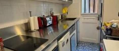 Microwave, oven, dishwasher