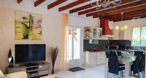 TV - La Laurière - SALVIAC - Gîte (Unknown)